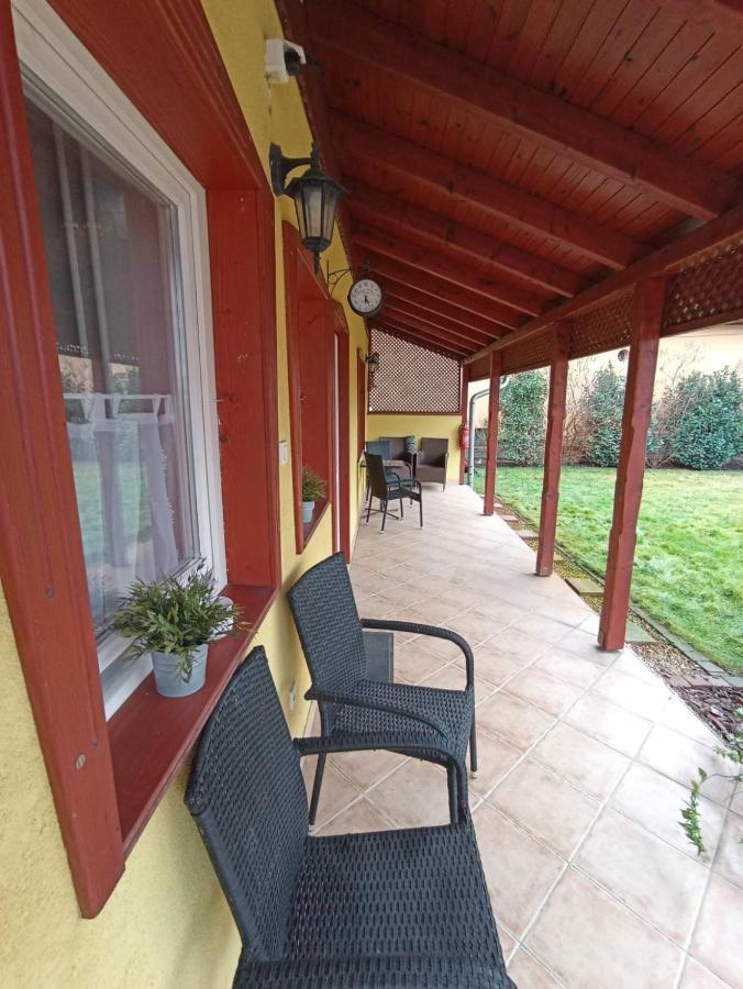 Borostyan Apartmanhaz Mórahalom Buitenkant foto