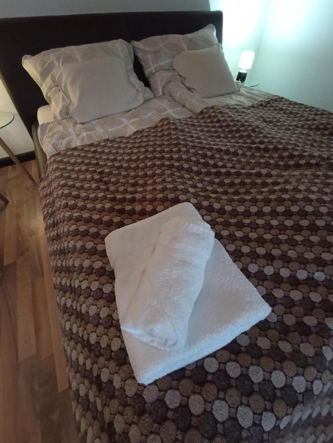 Borostyan Apartmanhaz Mórahalom Buitenkant foto