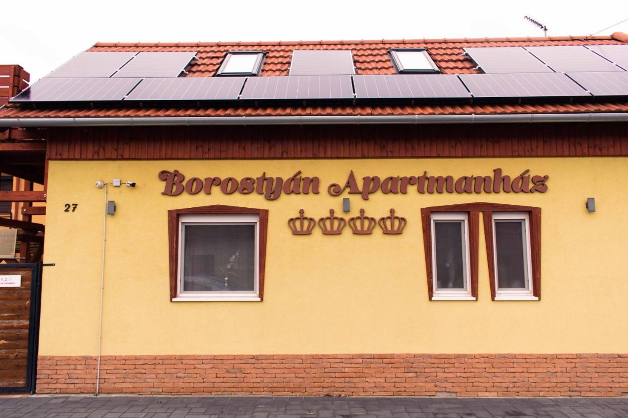 Borostyan Apartmanhaz Mórahalom Buitenkant foto