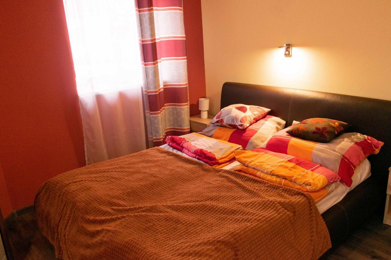 Borostyan Apartmanhaz Mórahalom Buitenkant foto
