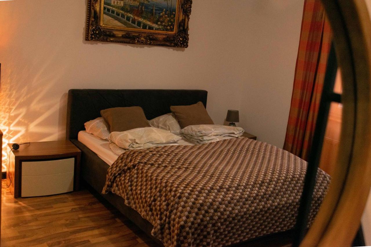 Borostyan Apartmanhaz Mórahalom Buitenkant foto