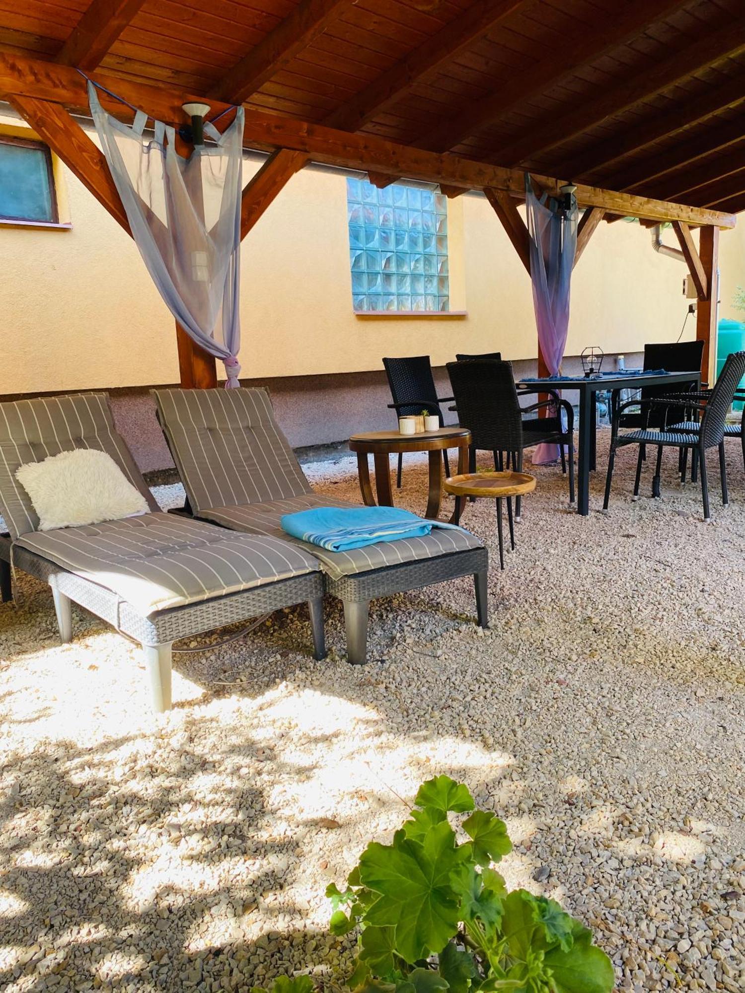 Borostyan Apartmanhaz Mórahalom Buitenkant foto