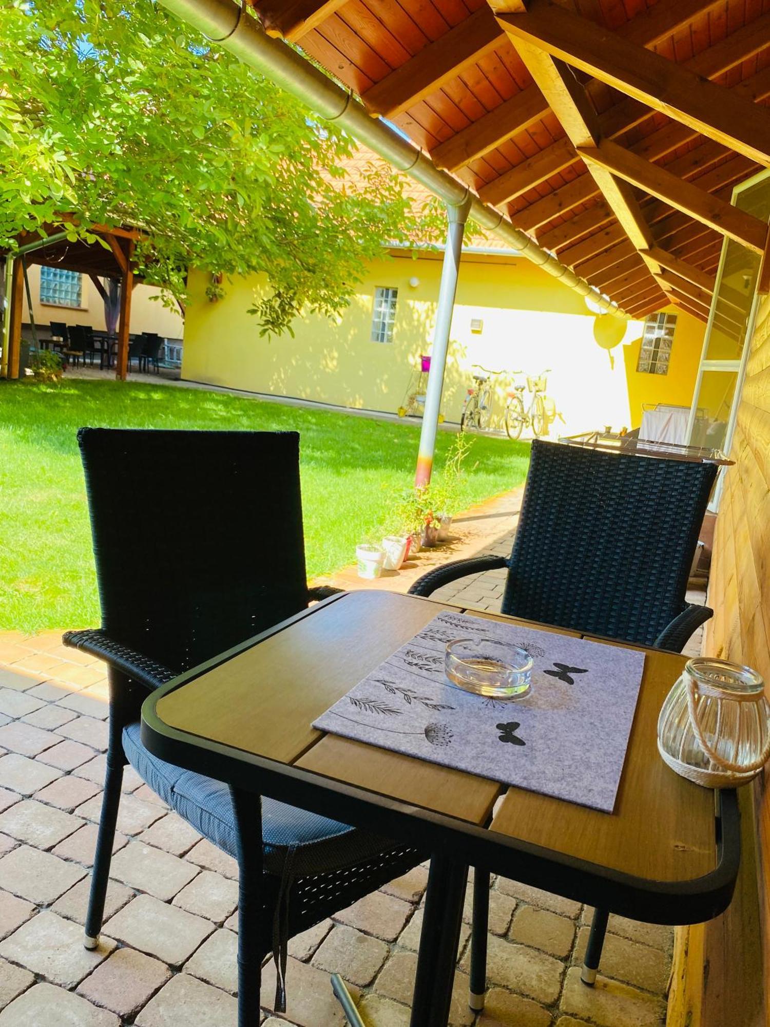 Borostyan Apartmanhaz Mórahalom Buitenkant foto